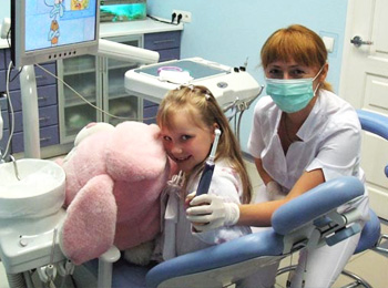 Первый визит к стоматологу